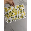 Kép 1/3 - Lemon kistáska pompomokkal