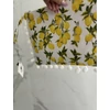 Kép 2/3 - Lemon kistáska pompomokkal